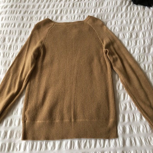 J Crew Women's Sweater - Picture 2 of 2